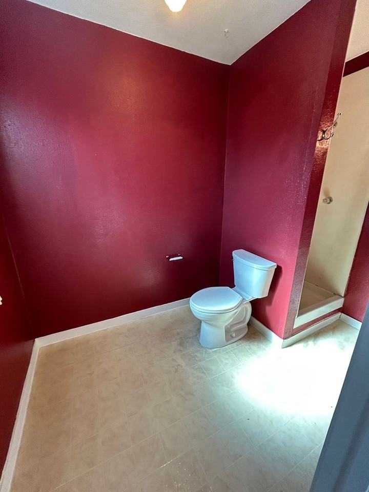 1441 Coldwell Ave #A - Photo 7 of 13