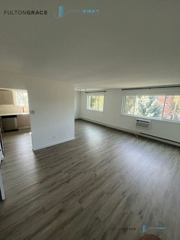 7621 N Sheridan Rd - Photo 3 of 14