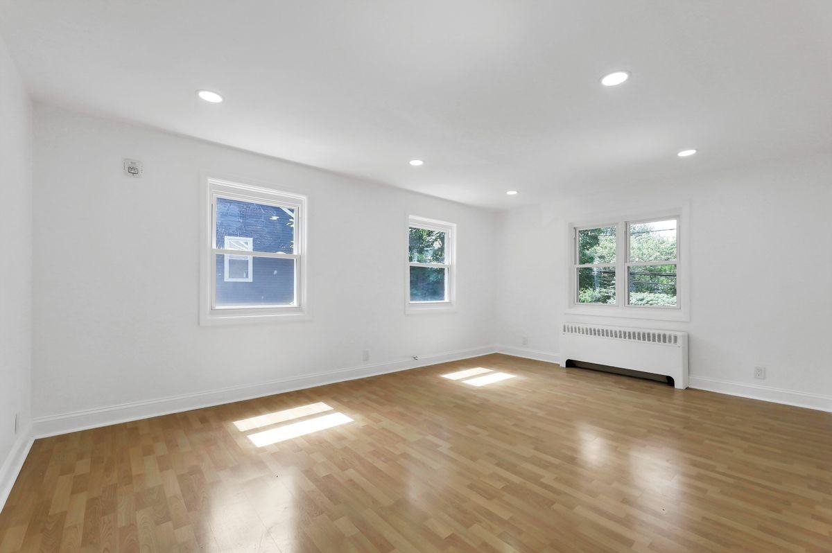179 Christie Hts ##B - Photo 2 of 19