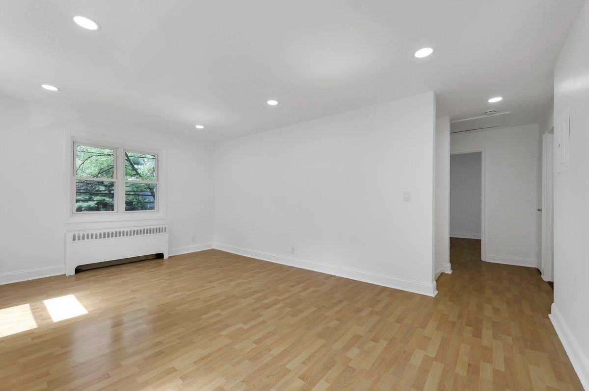 179 Christie Hts ##B - Photo 3 of 19