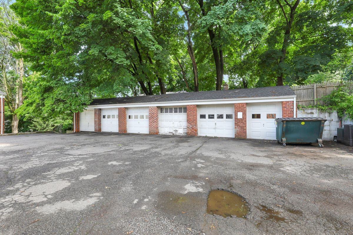 179 Christie Hts ##B - Photo 6 of 19
