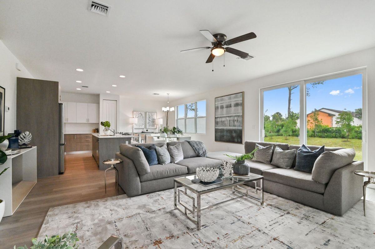 6365 Tenor Dr - Photo 4 of 11