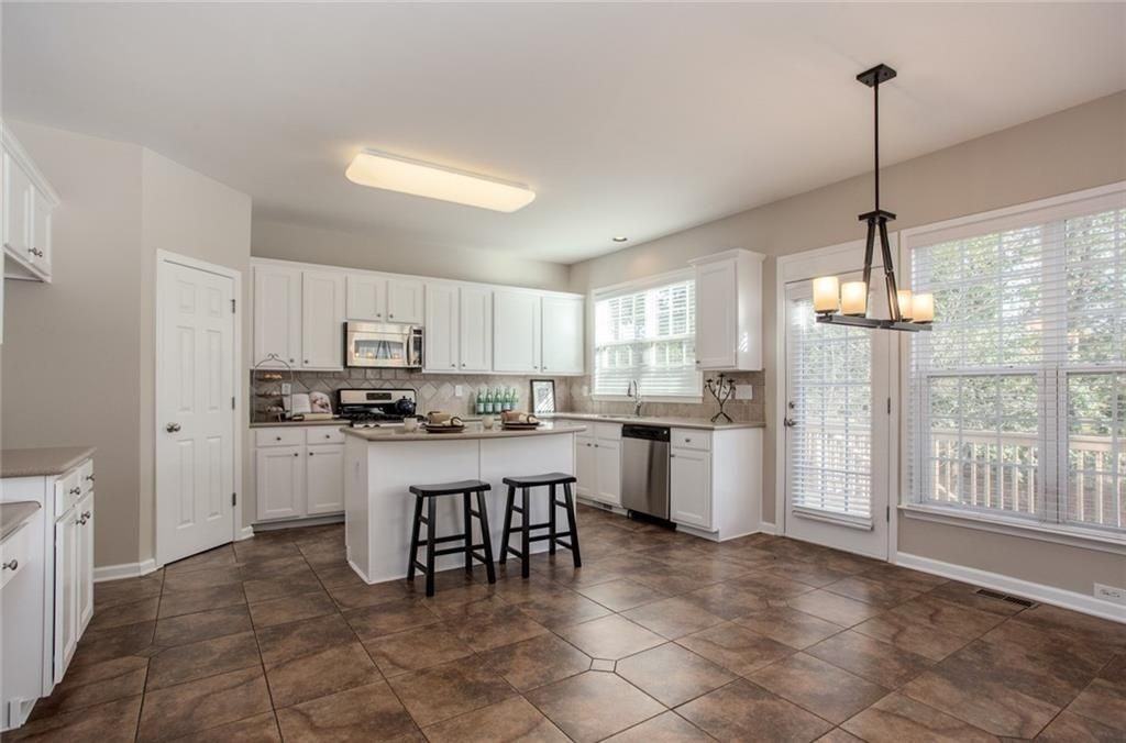 3810 Cabalzar Ln - Photo 7 of 44