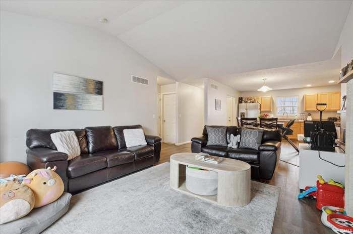 51701 Melwood Ct - Photo 5 of 14