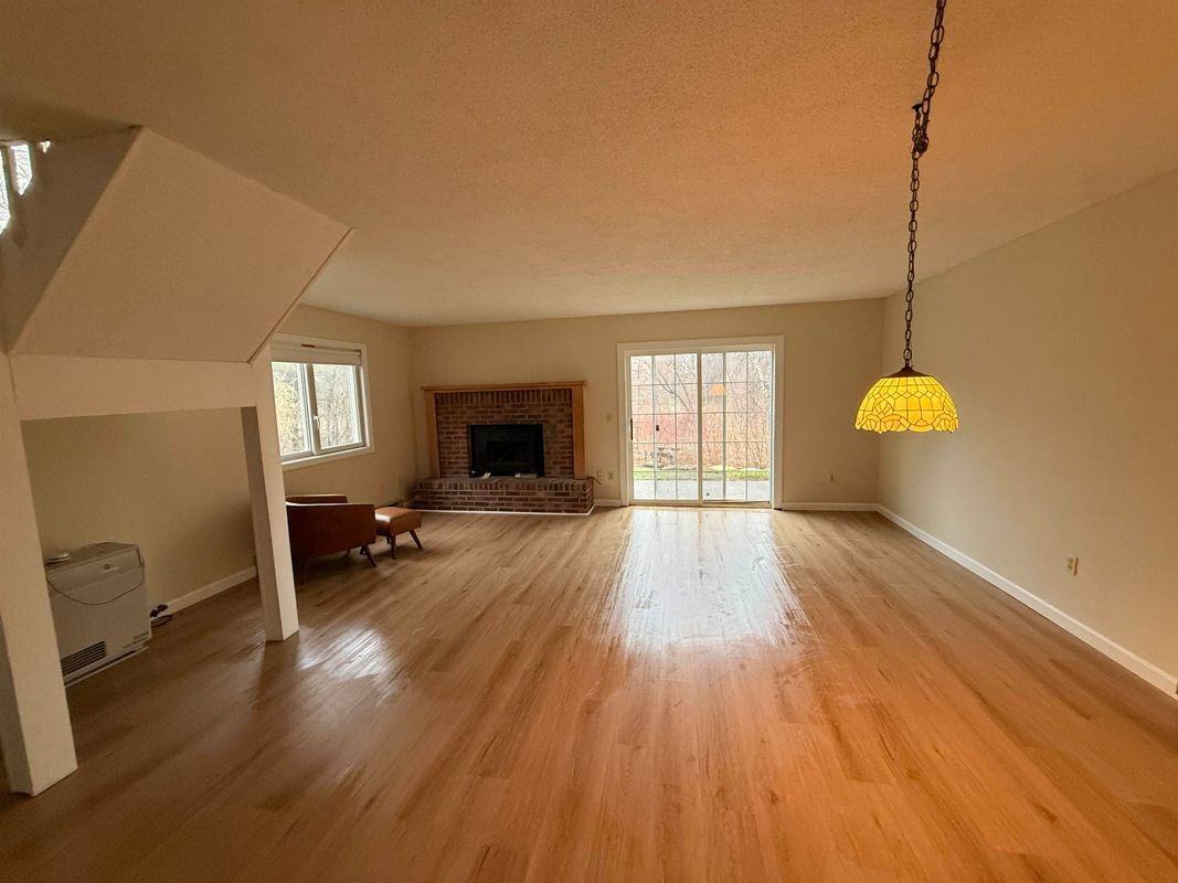 L4 Stonehedge Dr - Photo 3 of 28