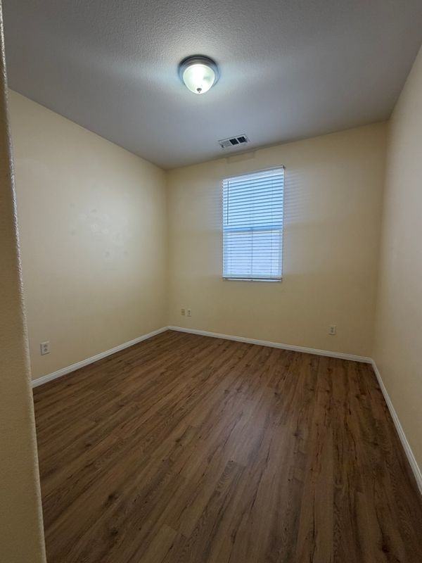 13290 Murano Ave - Photo 2 of 7