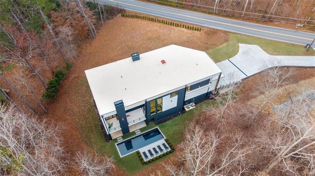 1736 Cox Rd - Photo 2 of 50