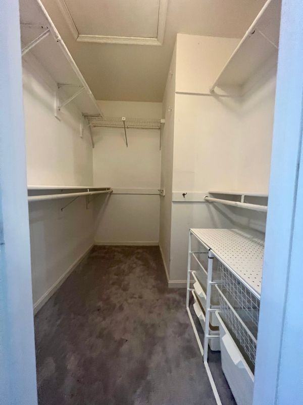 206 Connery Ter Sw - Photo 7 of 18