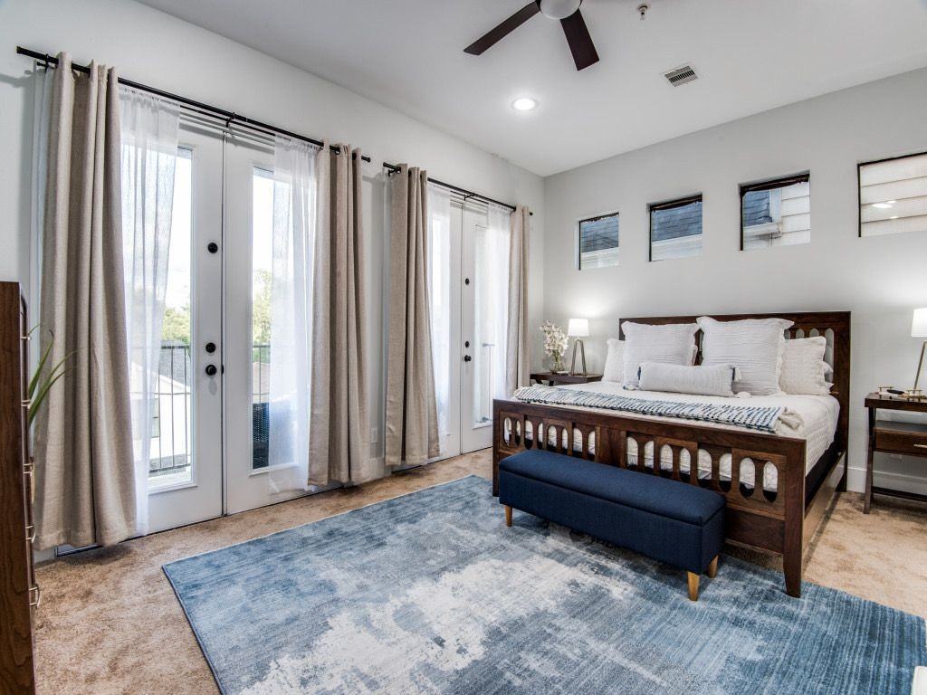 1509 Holly St - Photo 5 of 9