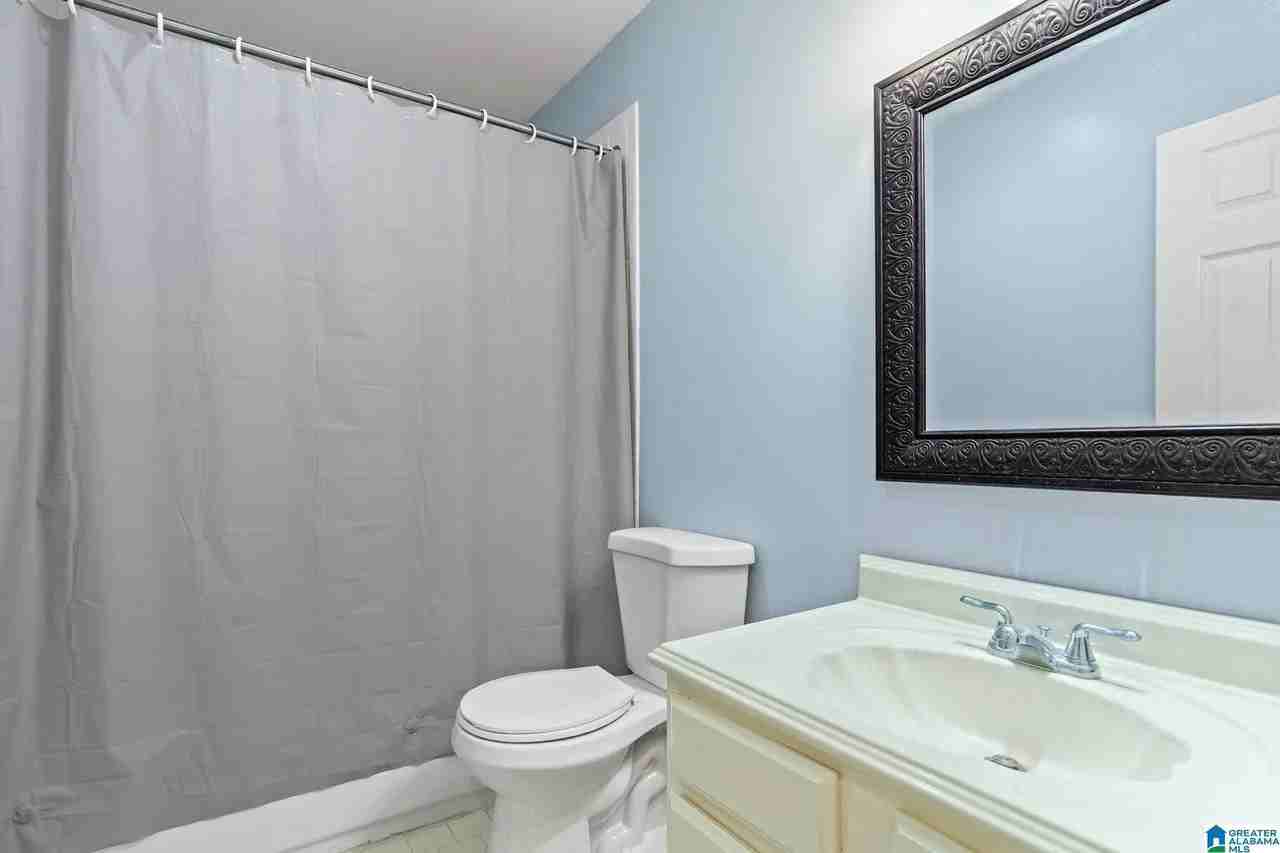 325 Heath Drive - Photo 4 of 24