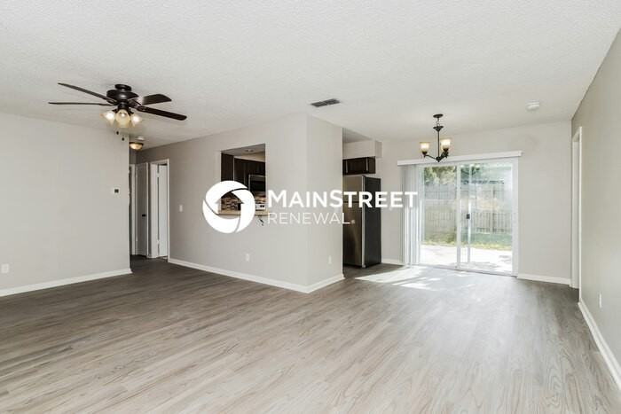 714 Eagle Ave - Photo 3 of 16