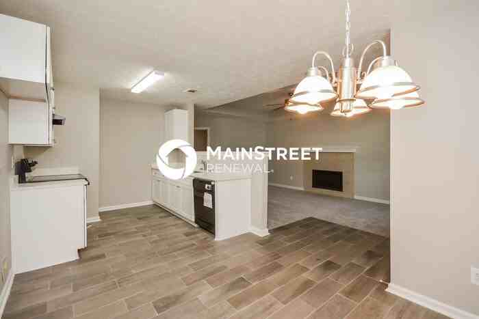 1040 Overlook St - Photo 5 of 16