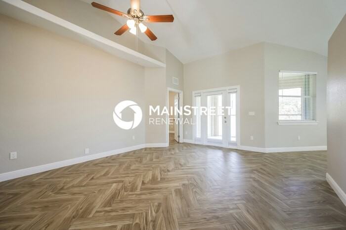 906 Cortez Ave - Photo 4 of 16