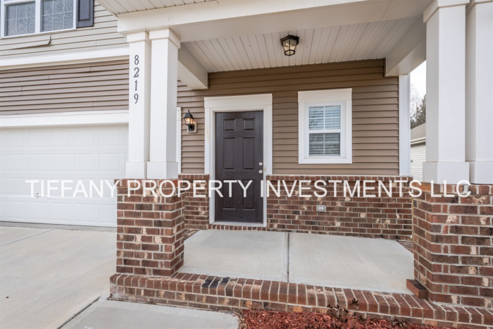 8219 Romana Red Ln - Photo 2 of 19