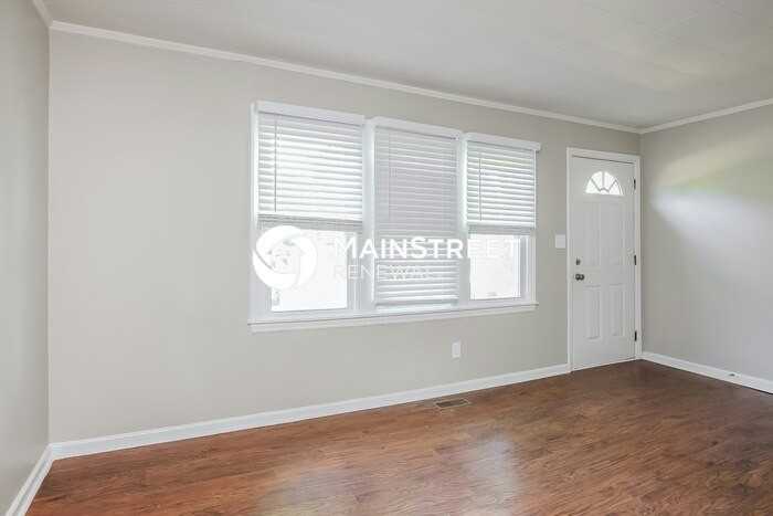 827 Elmira Ave - Photo 5 of 16