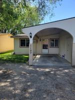 featured image of 1107 S Ivy St