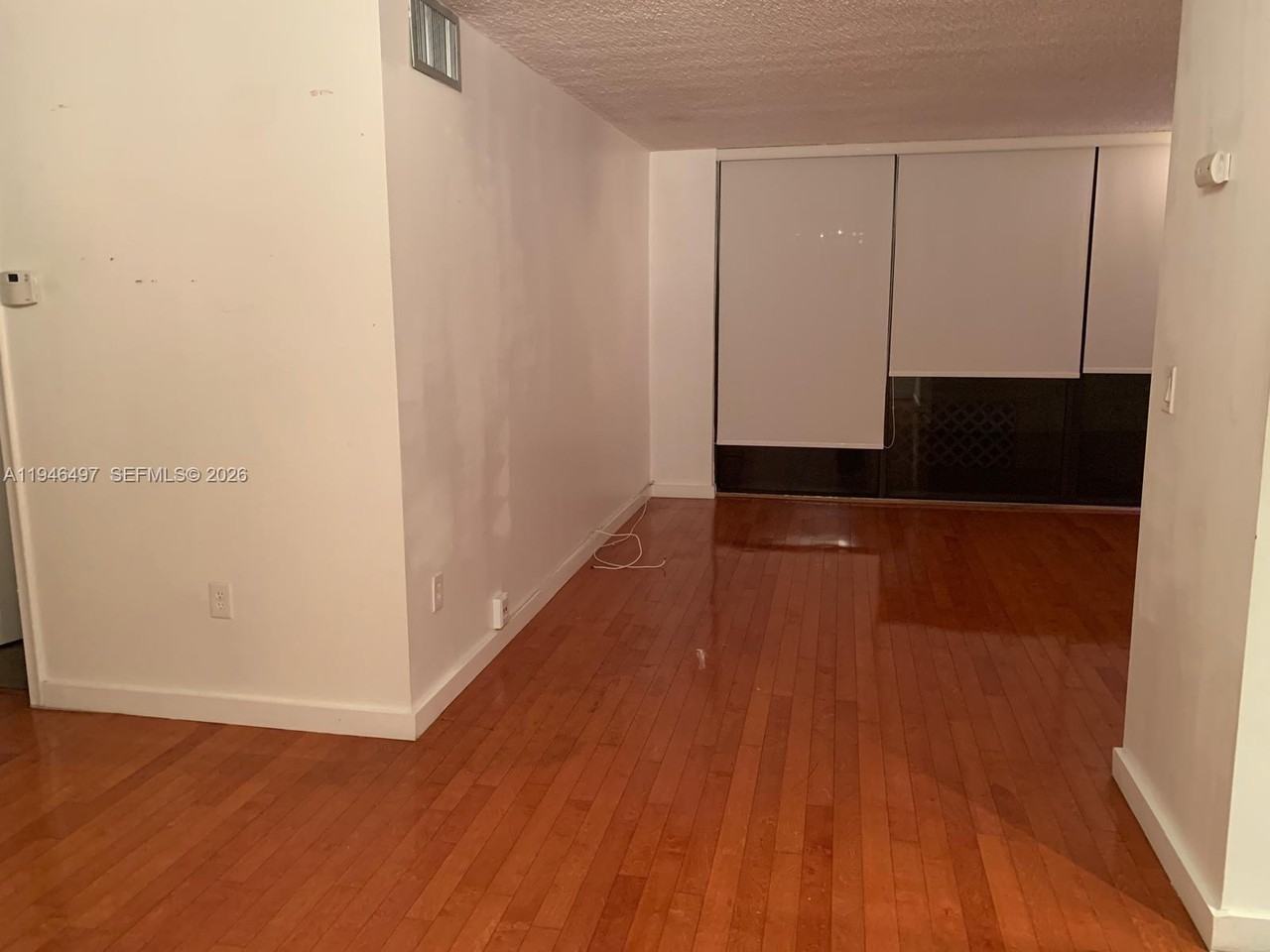 911 E Ponce De Leon Blvd #403 - Photo 6 of 19