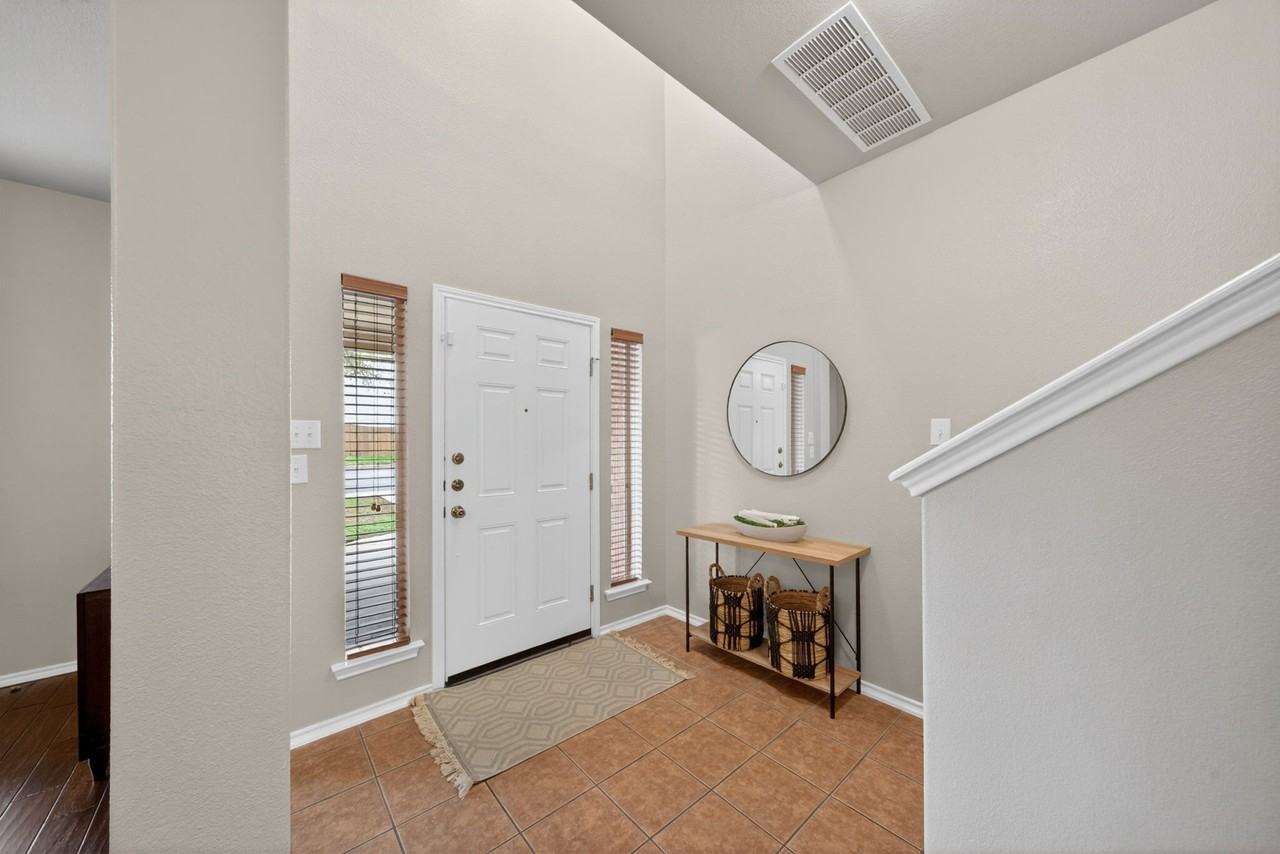 4847 Farber Dl #NA - Photo 4 of 41