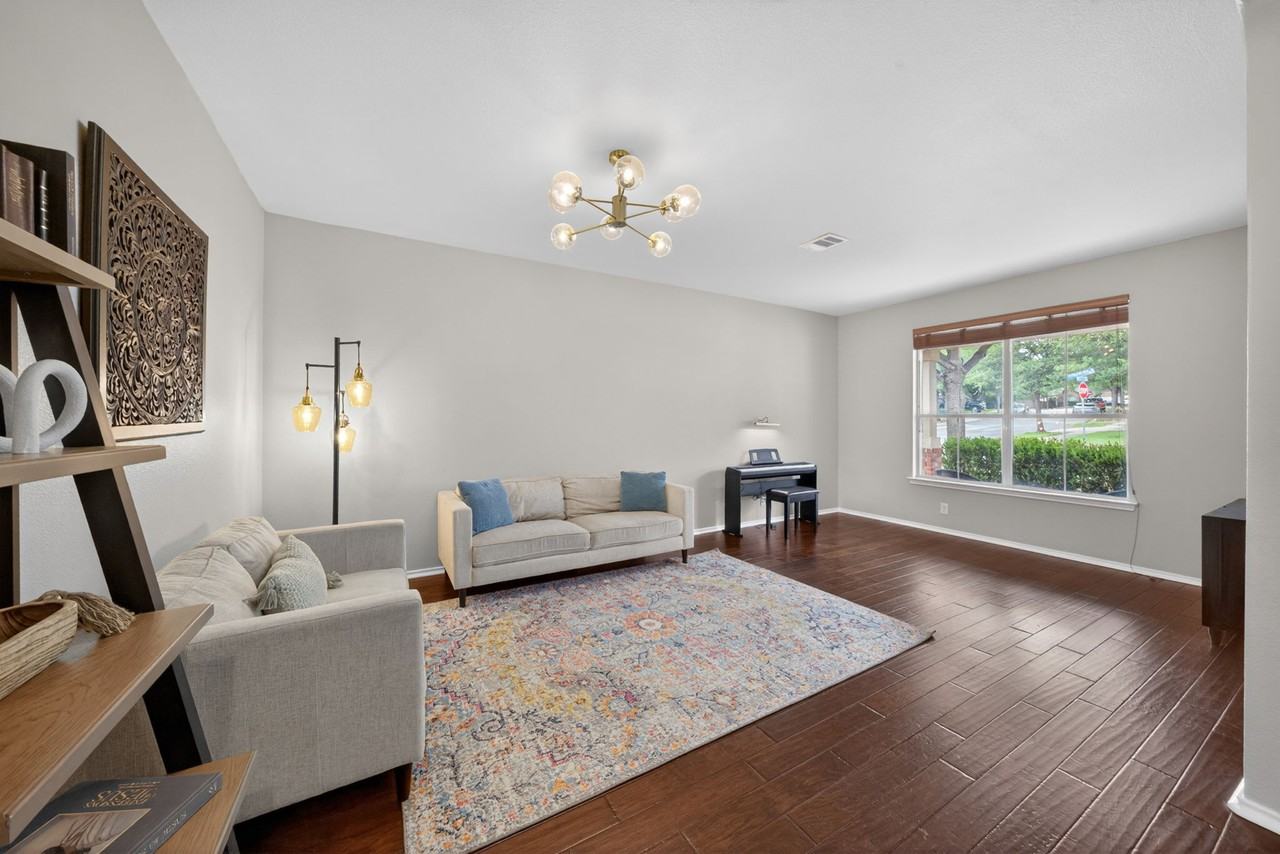 4847 Farber Dl #NA - Photo 6 of 41