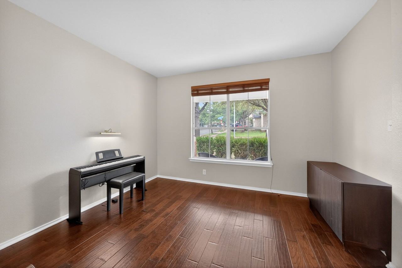 4847 Farber Dl #NA - Photo 7 of 41