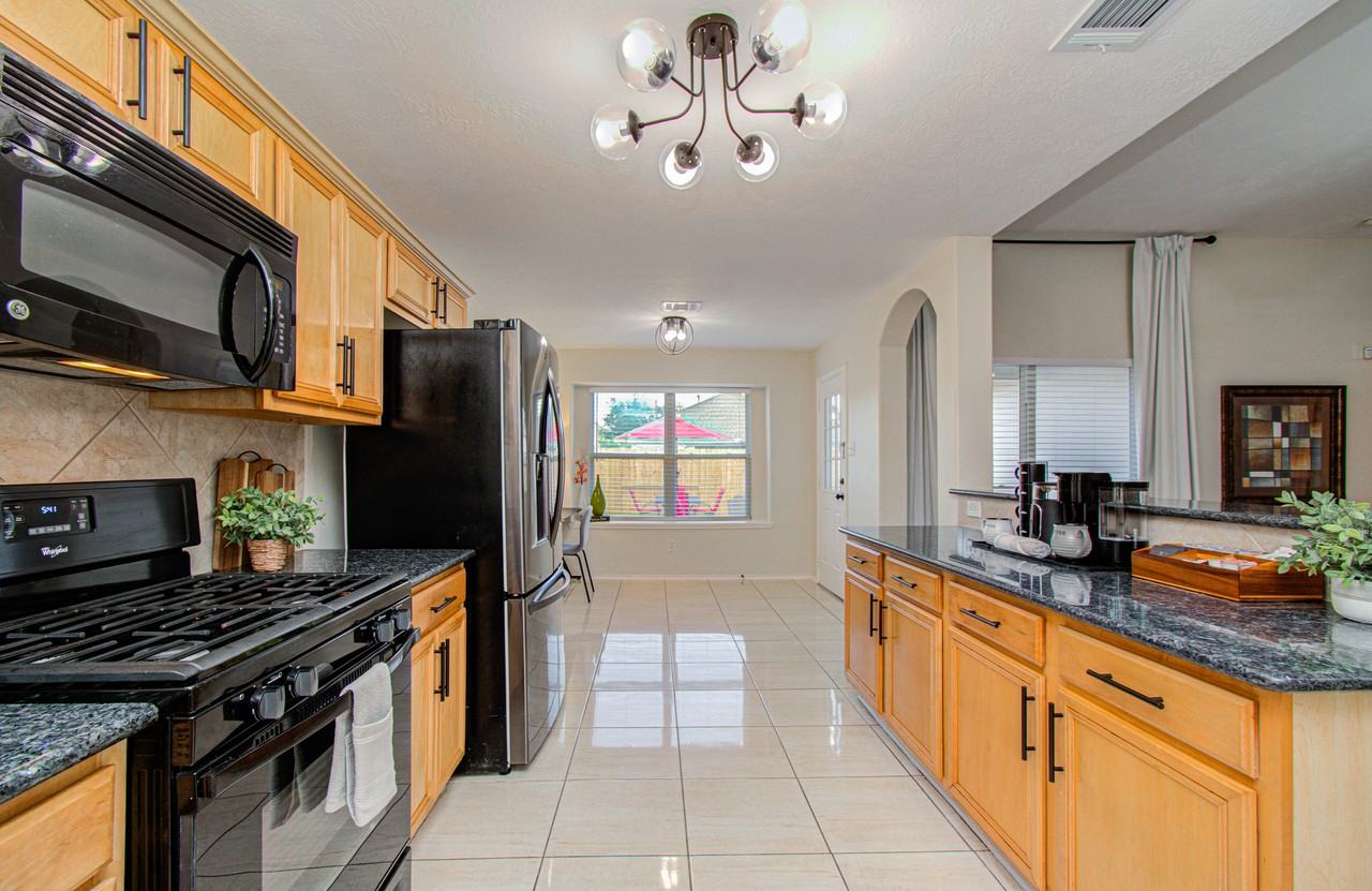 7211 Crescent Mills Dr #NA - Photo 4 of 48