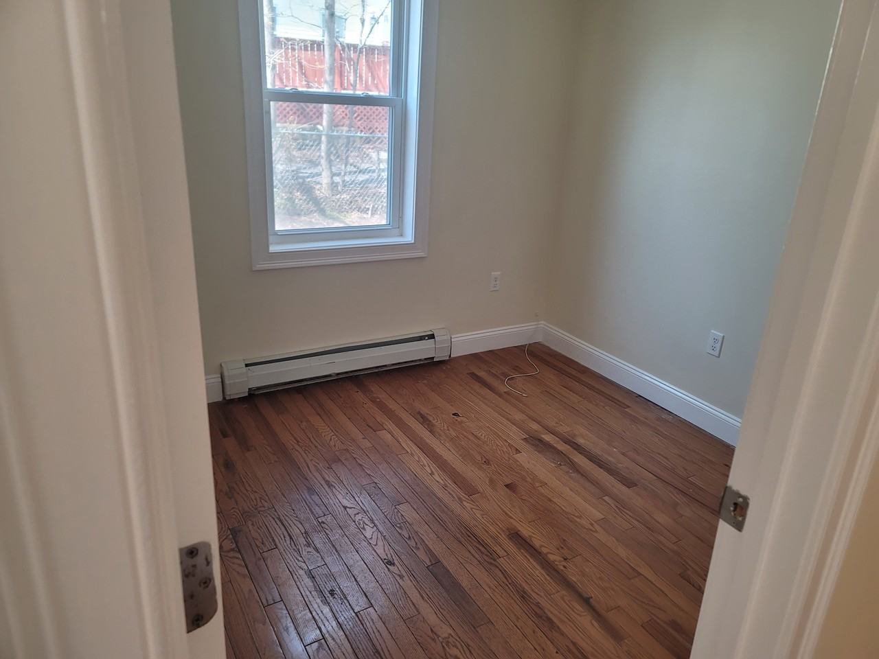 51 Prospect St #B - Photo 3 of 6