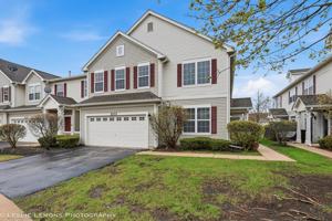 featured image of 2233 Hillsboro Ct #2233