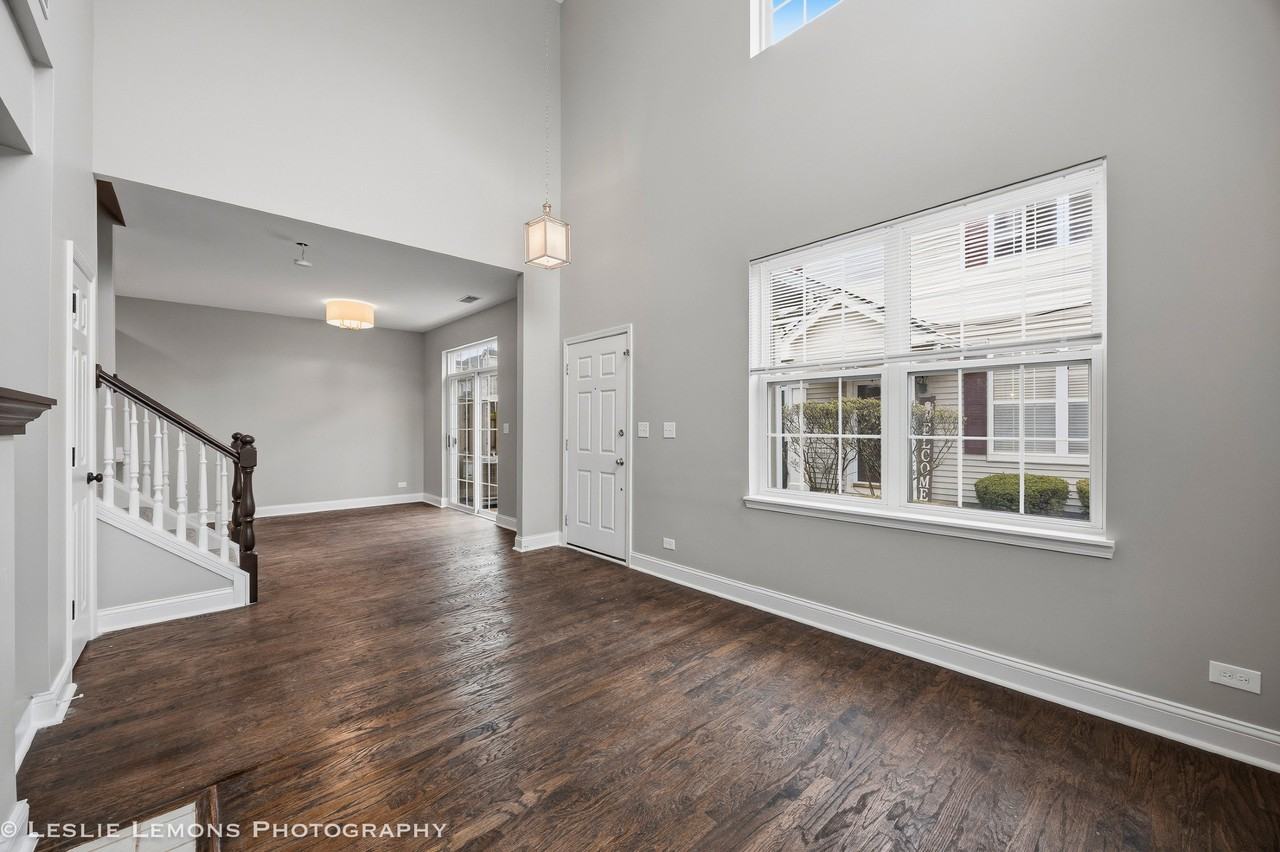 2233 Hillsboro Ct #2233 - Photo 3 of 10