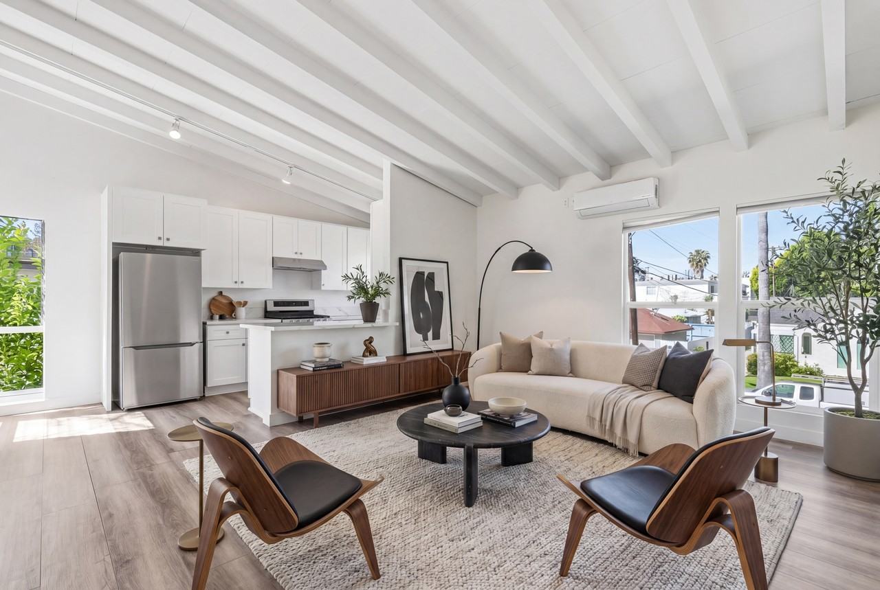 4418 Vantage Ave #1 - Photo 4 of 12