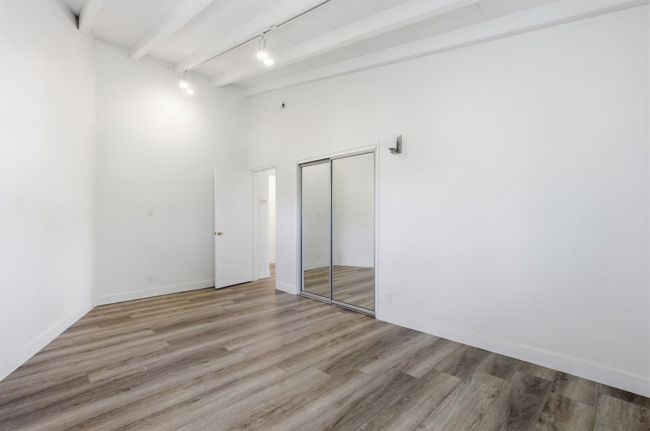 4418 Vantage Ave #1 - Photo 7 of 12