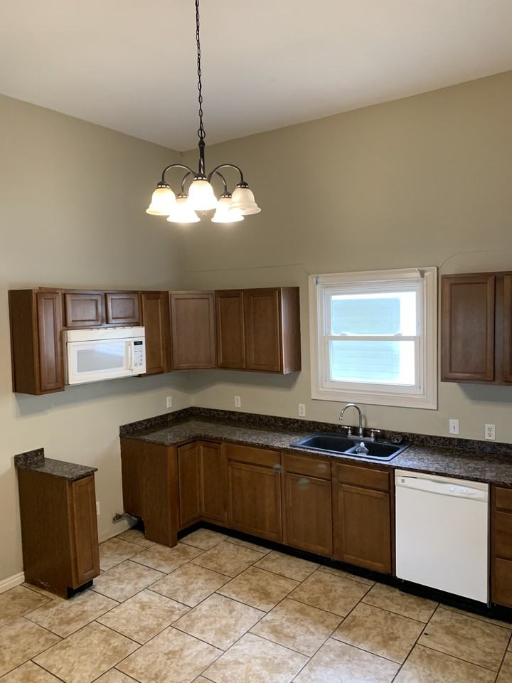 2124 Louisiana Ave #NA - Photo 4 of 8