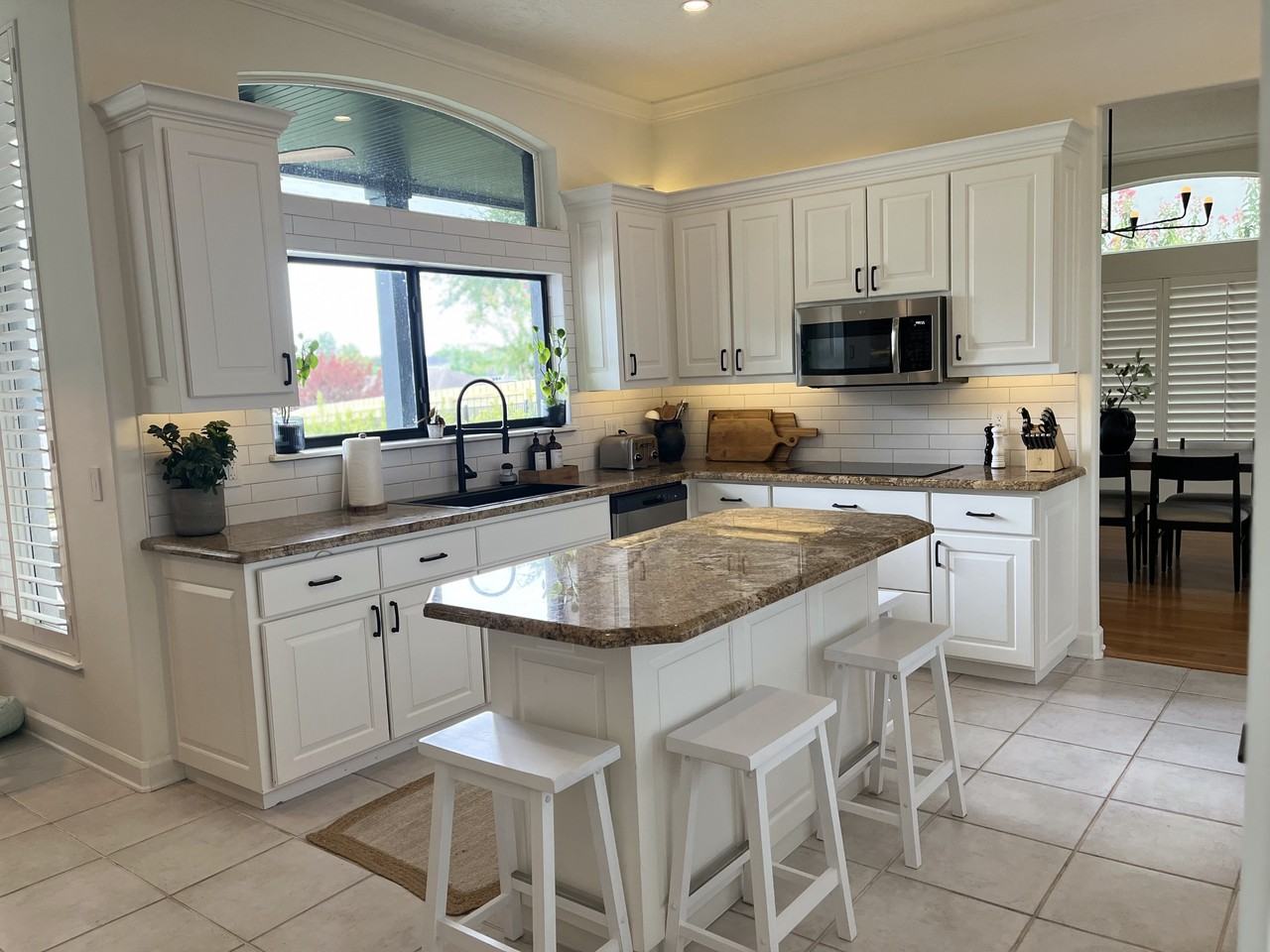 1224 Alexandra Ct #NA - Photo 3 of 39