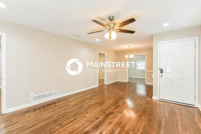 6273 Graceland Cir - Photo 2 of 16