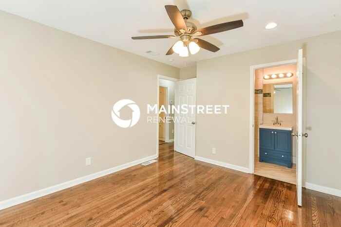 6273 Graceland Cir - Photo 7 of 16