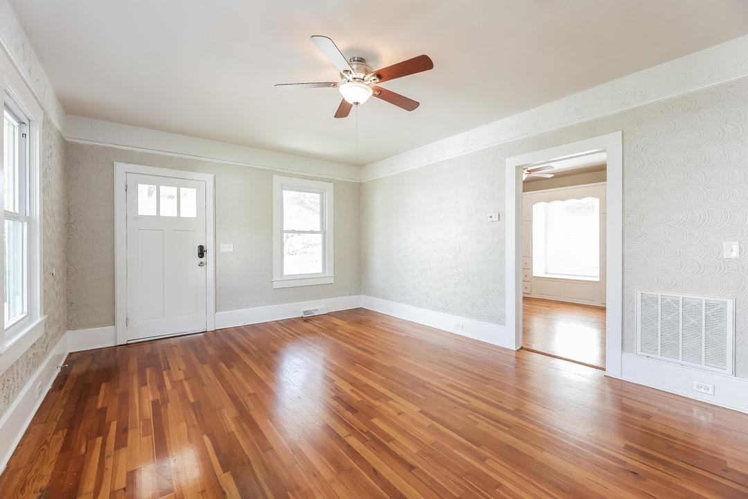 205 S 4th St #NA - Photo 3 of 6