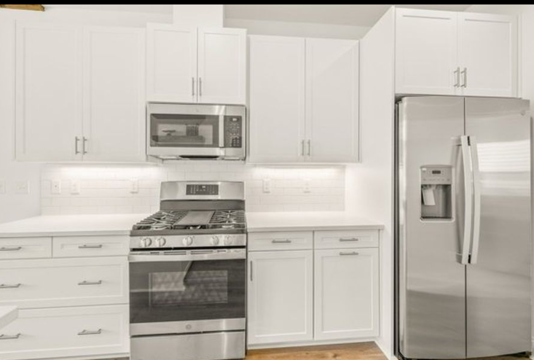 1442 Landon Hills Dr #NA - Photo 4 of 16