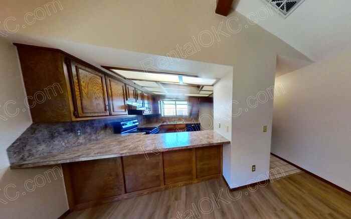4426 S Olie Ave - Photo 5 of 15