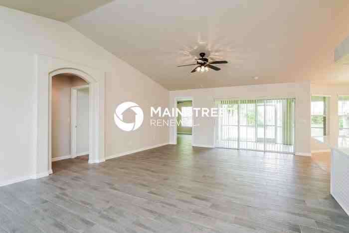 1100 Nw 21st Ave - Photo 3 of 16