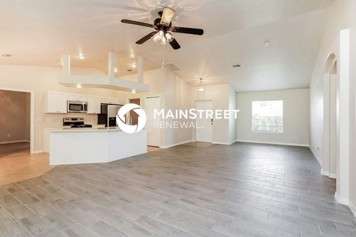 1100 Nw 21st Ave - Photo 4 of 16