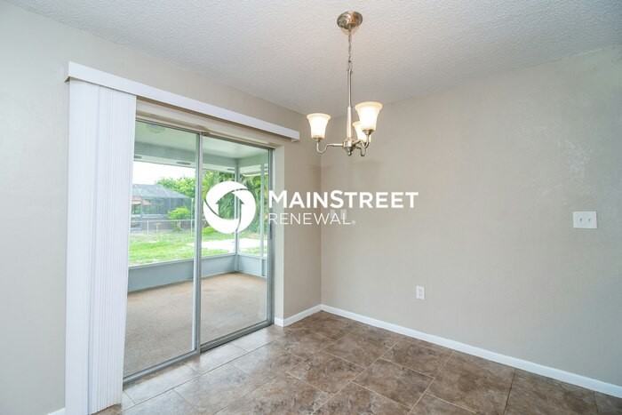 7550 Garry Rd - Photo 6 of 16