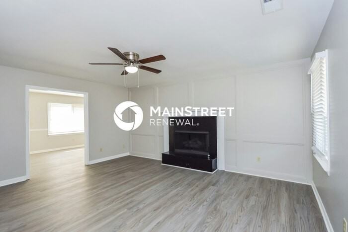 150 Birch Creek Cir - Photo 3 of 16