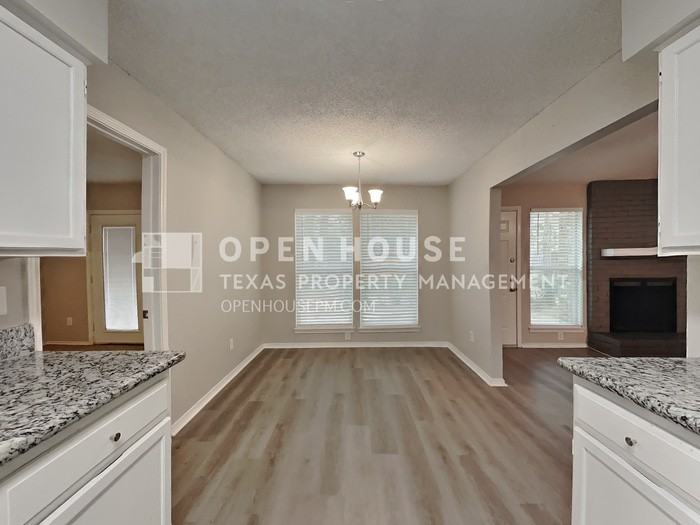 15 S Drifting Leaf Ct - Photo 7 of 20