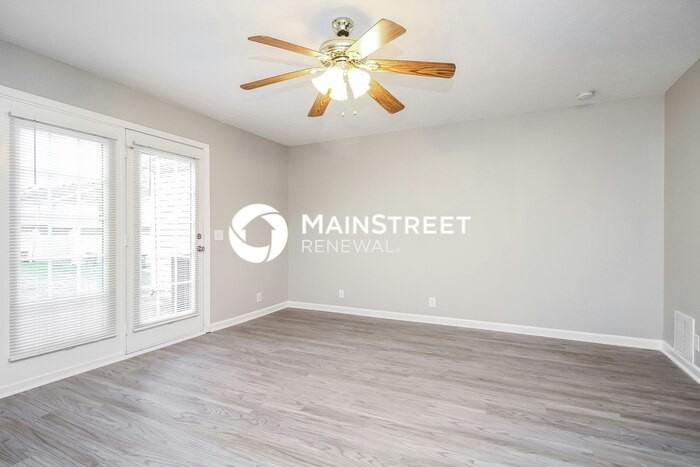 8008 Logan Dr - Photo 7 of 17