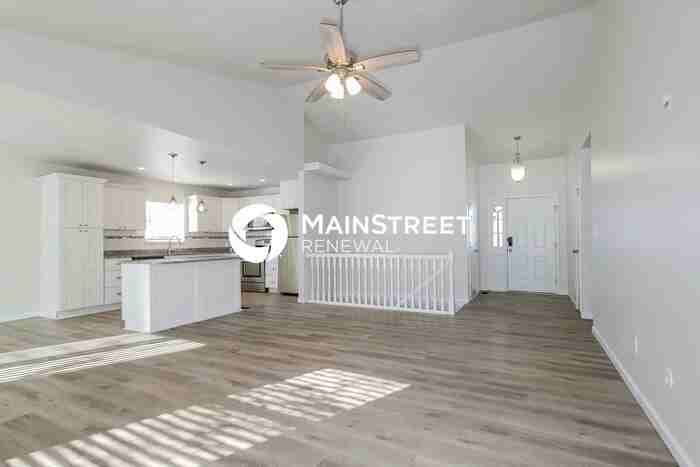 503 Northview Ct W - Photo 4 of 17