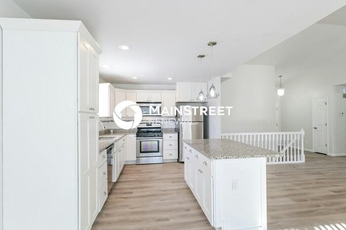 503 Northview Ct W - Photo 6 of 17