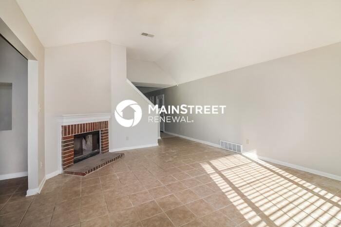 4377 Cleopatra Dr - Photo 4 of 17