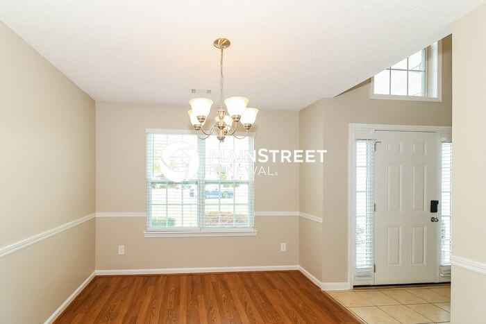 835 Buffington Ct - Photo 5 of 17