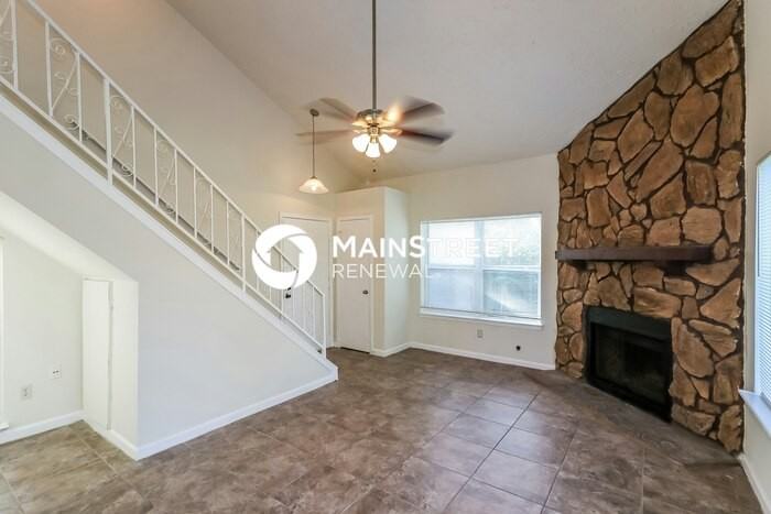 15703 Baybriar Dr - Photo 6 of 18