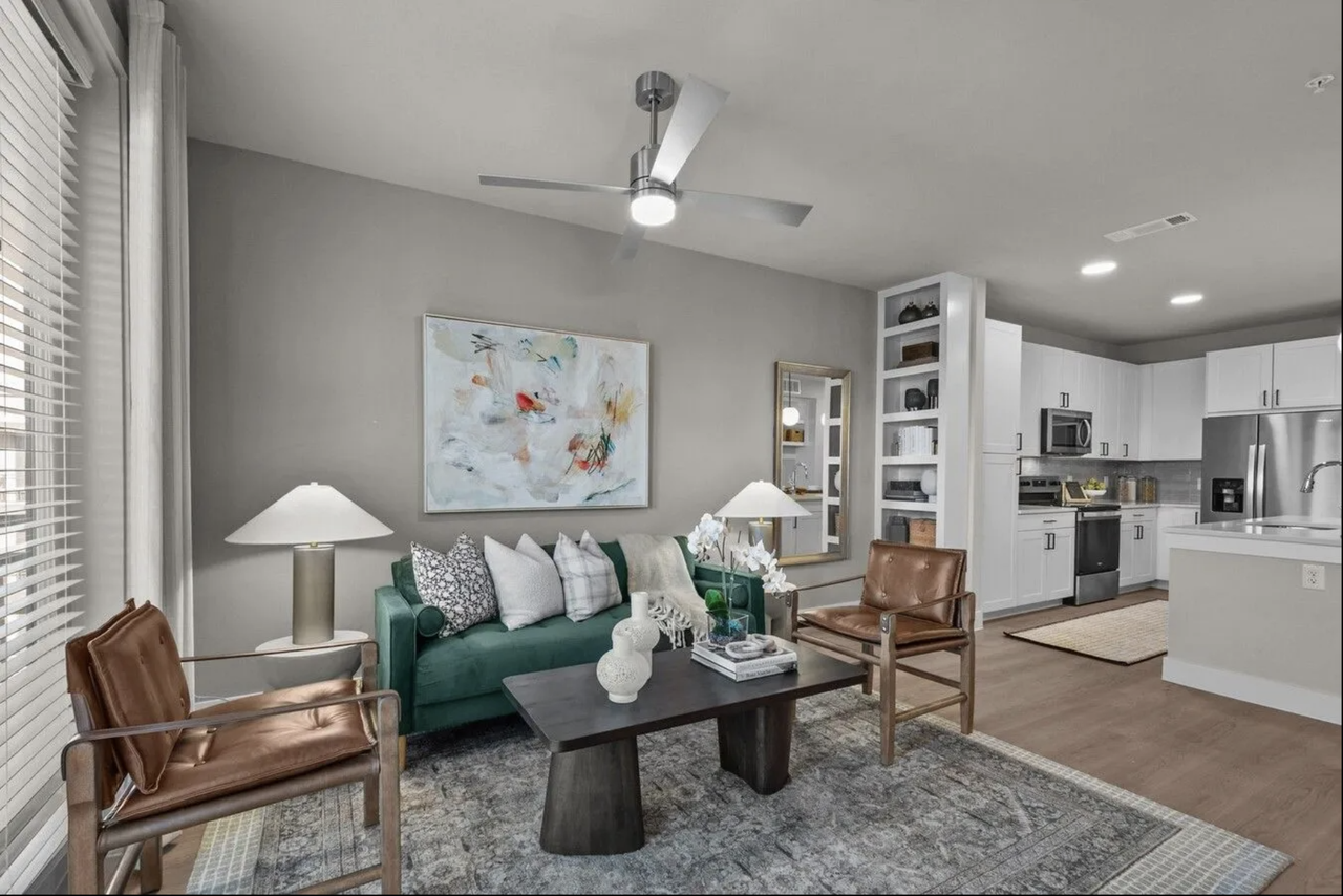 N Stemmons Fwy & Hollow Brook Ln #4211 - Photo 3 of 26