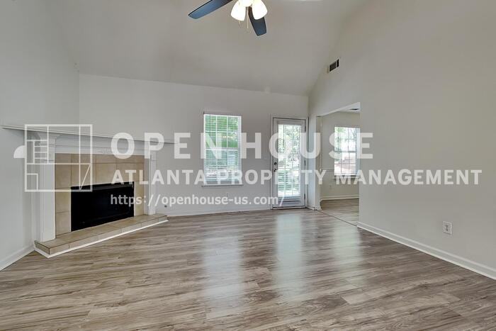 4206 Shoreside Cir - Photo 5 of 21